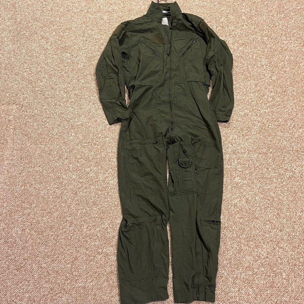US Military CWU-27/P Flight Suit Coveralls Mens 44L Green FR Flyers Pilot
